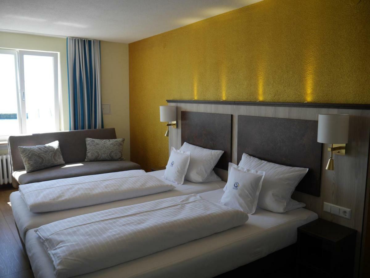 מיירסבורג Hotel & Gaestehaus Seehof מראה חיצוני תמונה