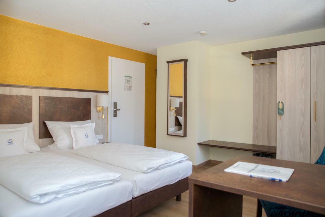 מיירסבורג Hotel & Gaestehaus Seehof מראה חיצוני תמונה